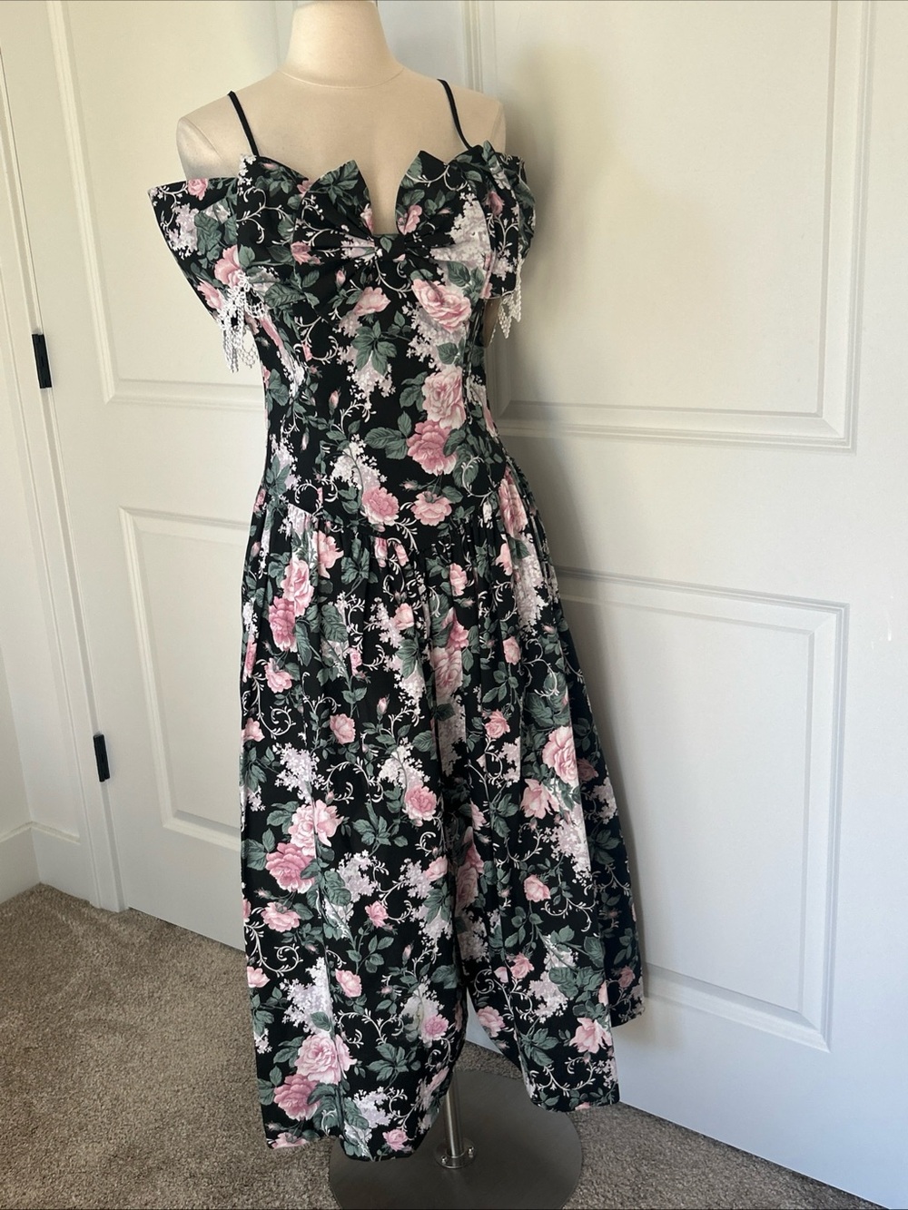 NWT vintage 80s SCOTT MCCLINTOCK sz 12 Deadstock Floral Off Shoulder Midi Dress